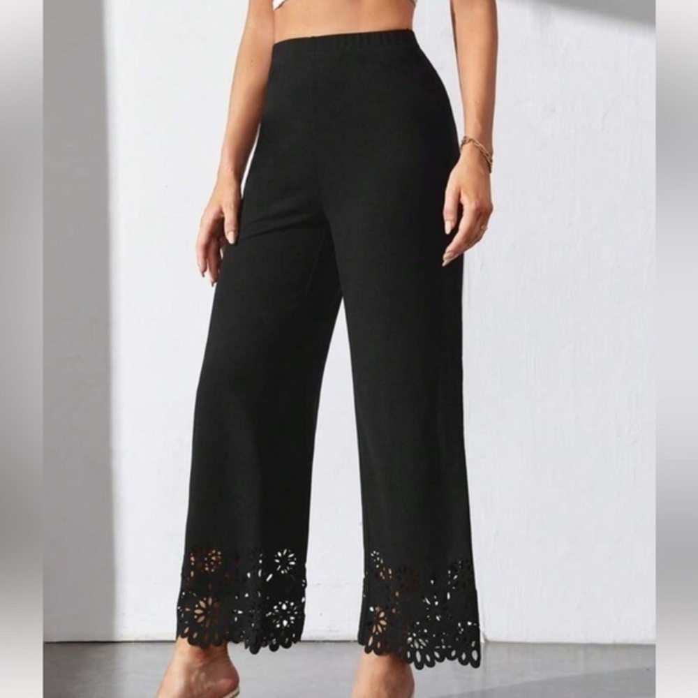 Black Scalloped Hem Long Pants with Side Zip Size Small